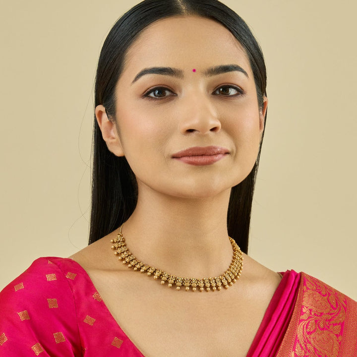 Antique Necklace 184598