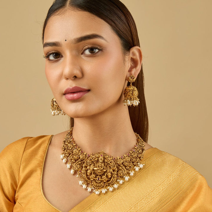 Antique Necklace 185189