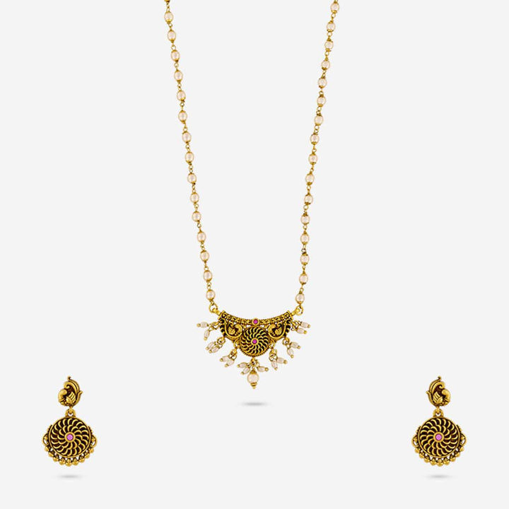 Antique Necklace 185673