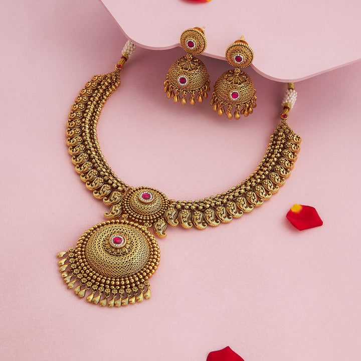 Antique Necklace 187090