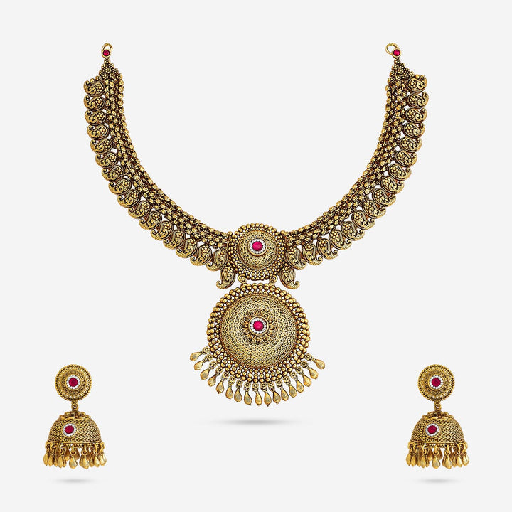 Antique Necklace 187090