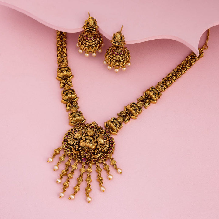 Antique Necklace 188073