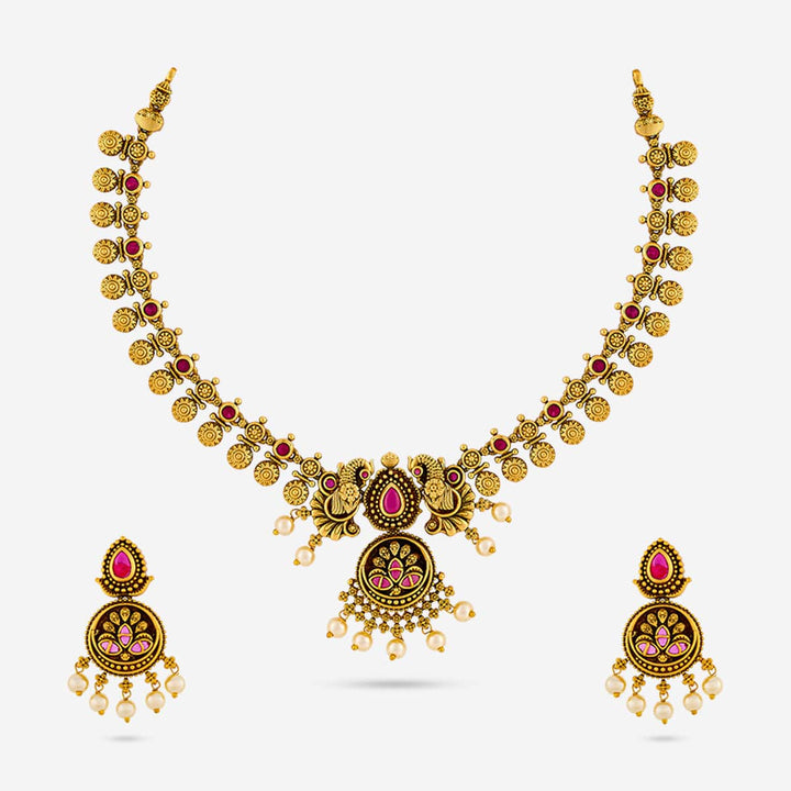 Antique Necklace 188712