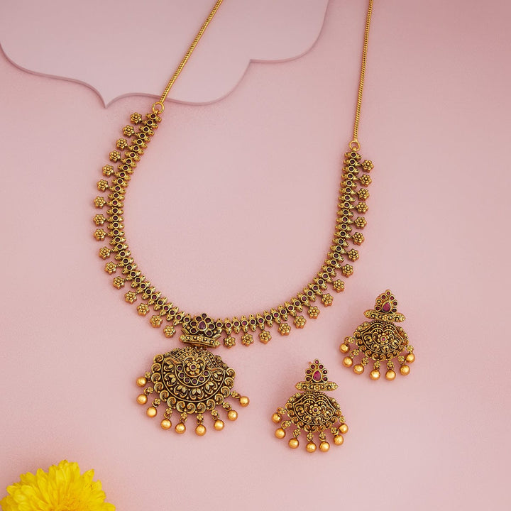 Antique Necklace 188719