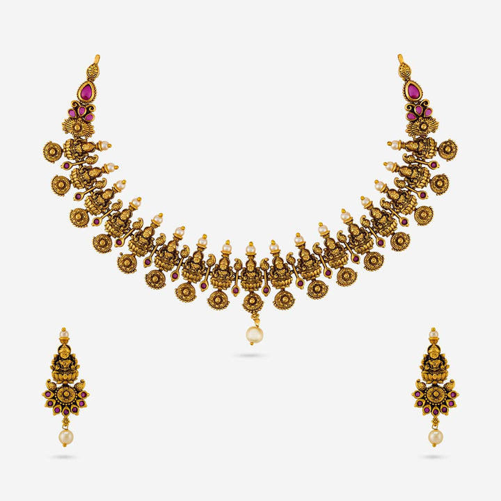 Antique Necklace 190309