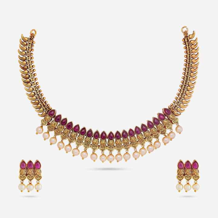 Antique Necklace 190684