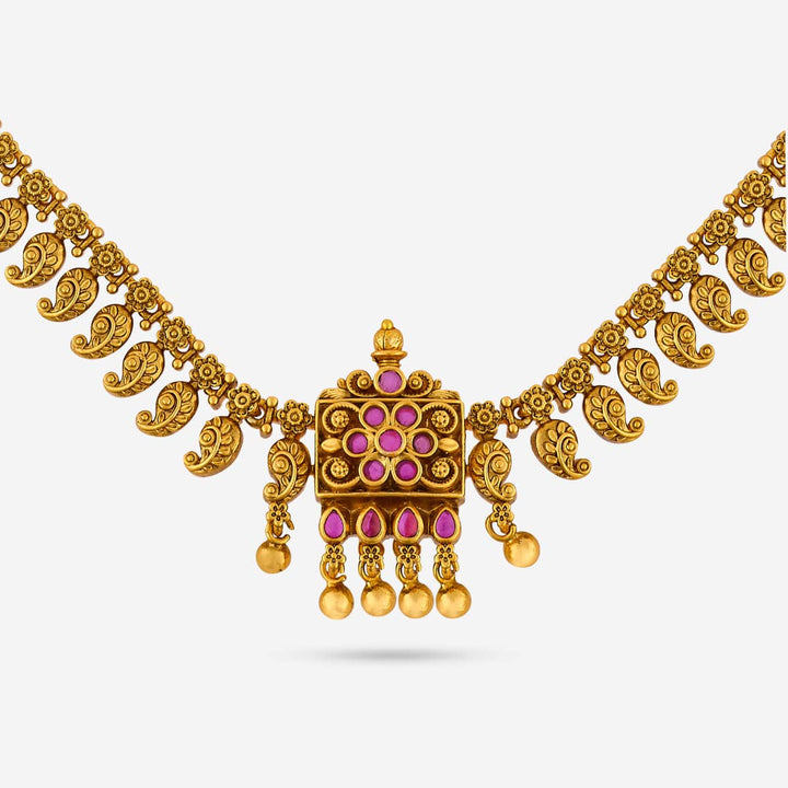 Antique Necklace 191130