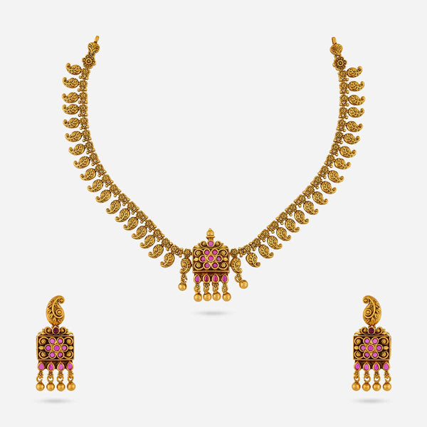 Antique Necklace 191130