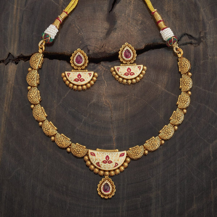 Antique Necklace 182801