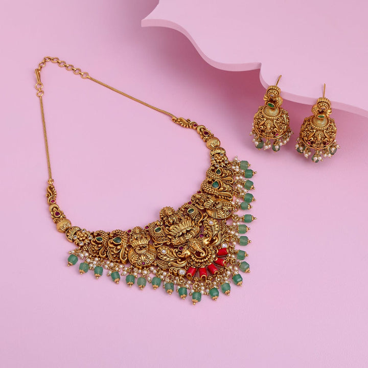 Antique Necklace 185680