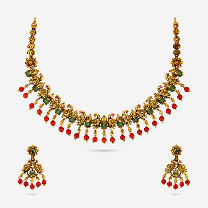 Antique Necklace 188070