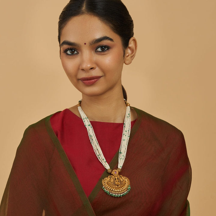 Antique Necklace 180927