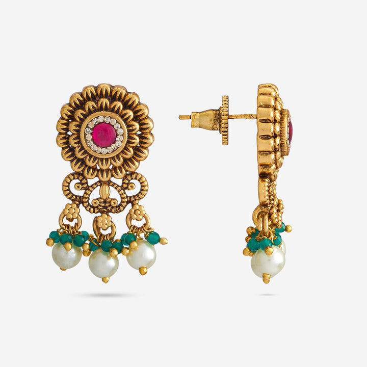 Antique Necklace 181023