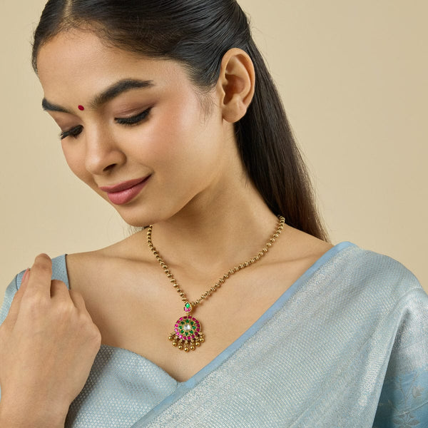 Antique Necklace 181047