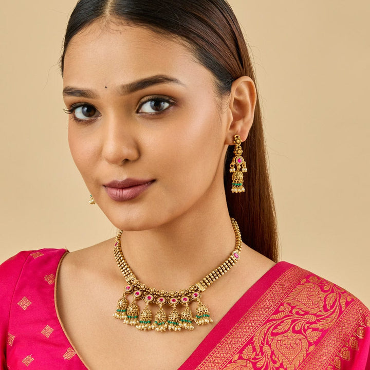 Antique Necklace 181098