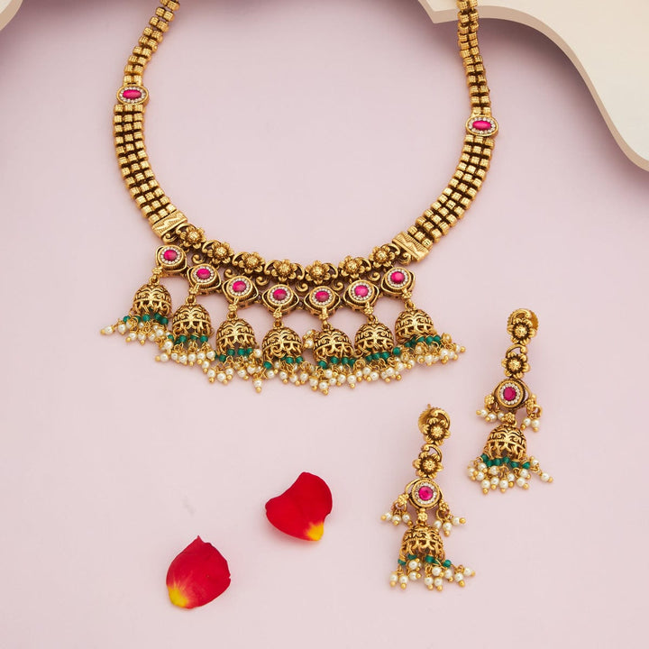 Antique Necklace 181098