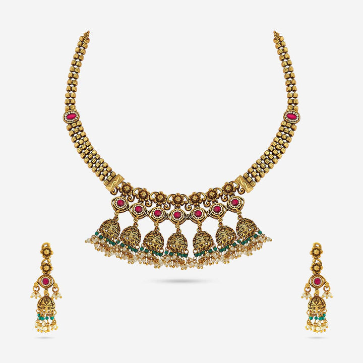 Antique Necklace 181098