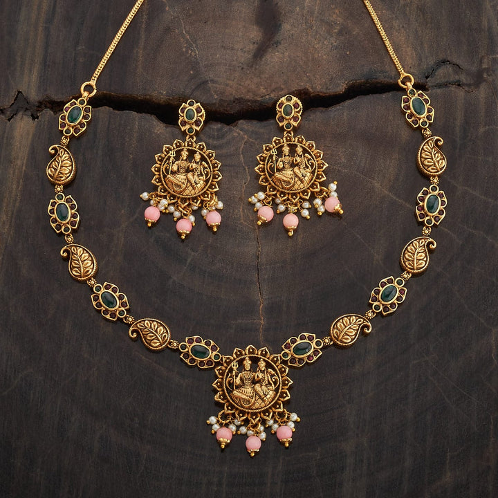 Antique Necklace 182336