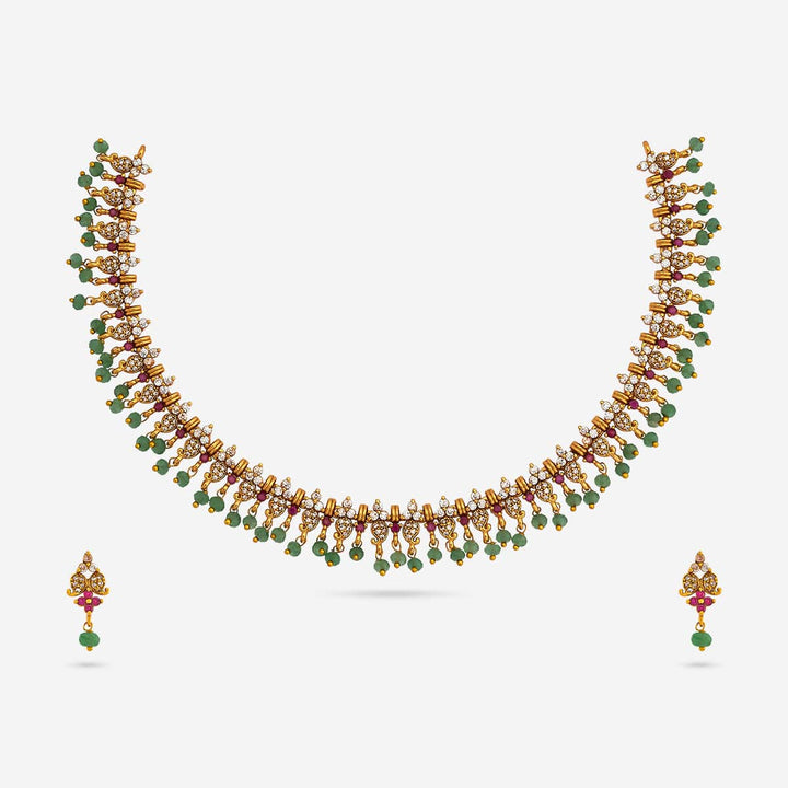 Antique Necklace 182700