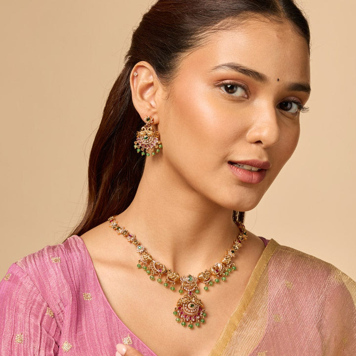 Antique Necklace 183362