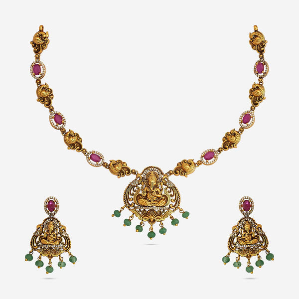 Antique Necklace 184570