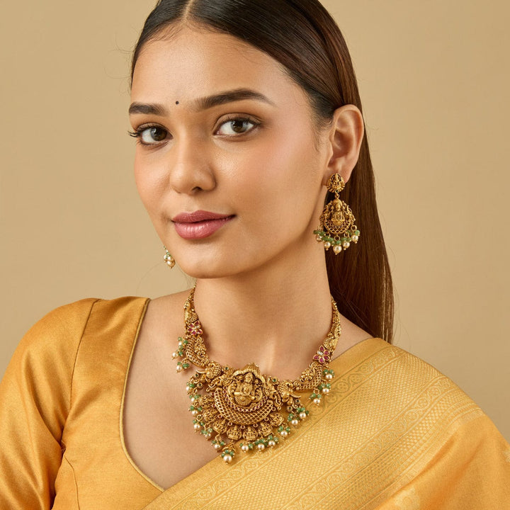 Antique Necklace 185190