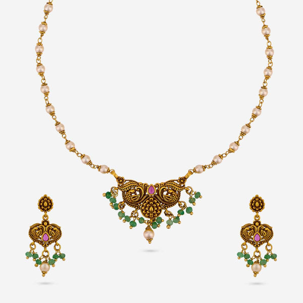 Antique Necklace 185677