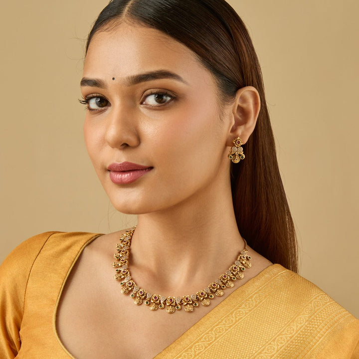 Antique Necklace 186399