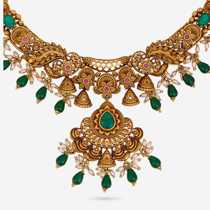 Antique Necklace 187950