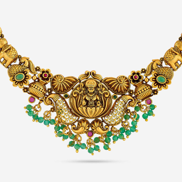 Antique Necklace 190329