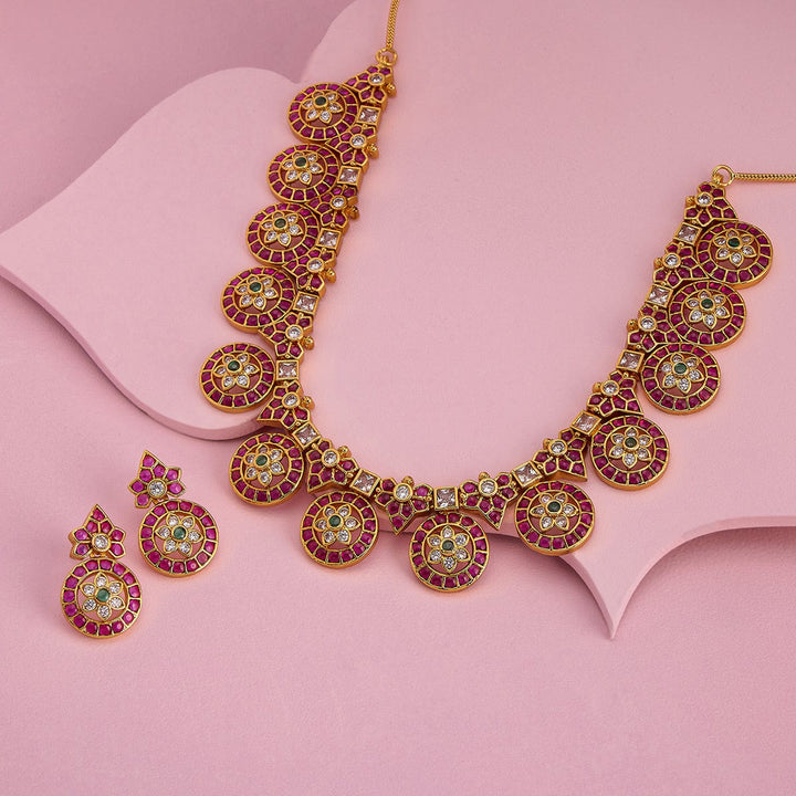 Antique Necklace 190338