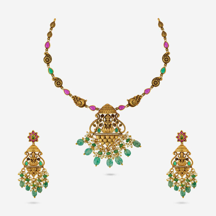 Antique Necklace 190341