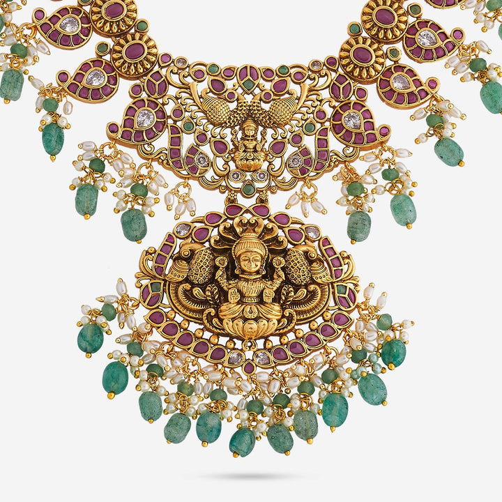 Antique Necklace 190360