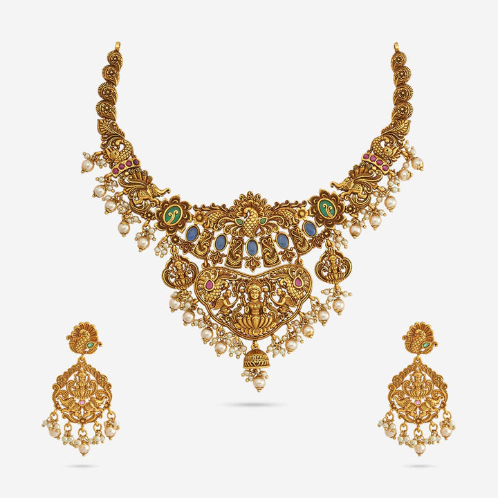 Antique Necklace 185699