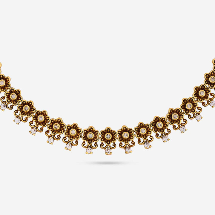 Antique Necklace 190326