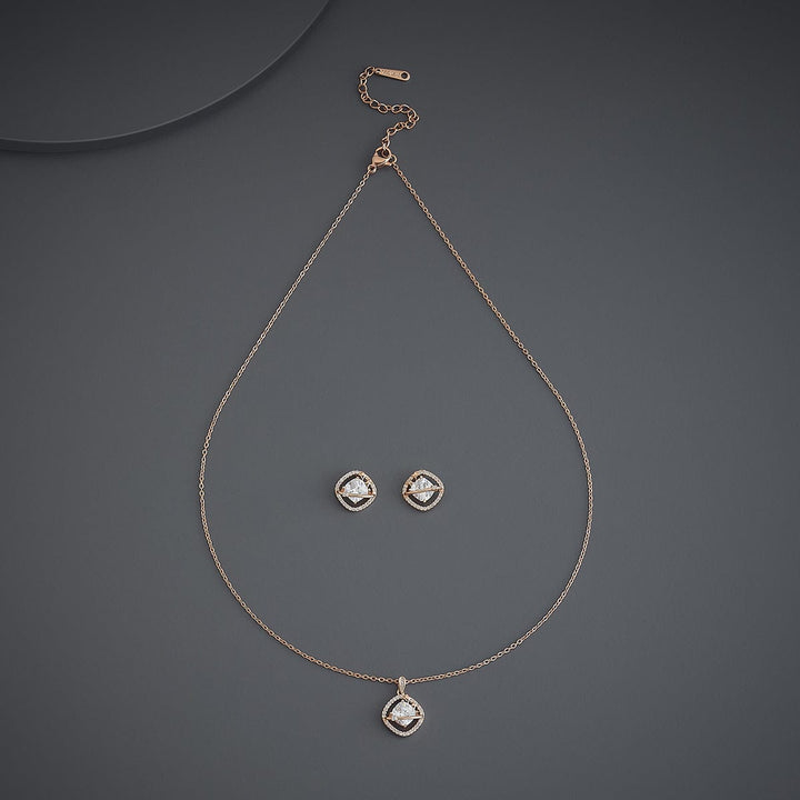 Trendy Necklace 186042