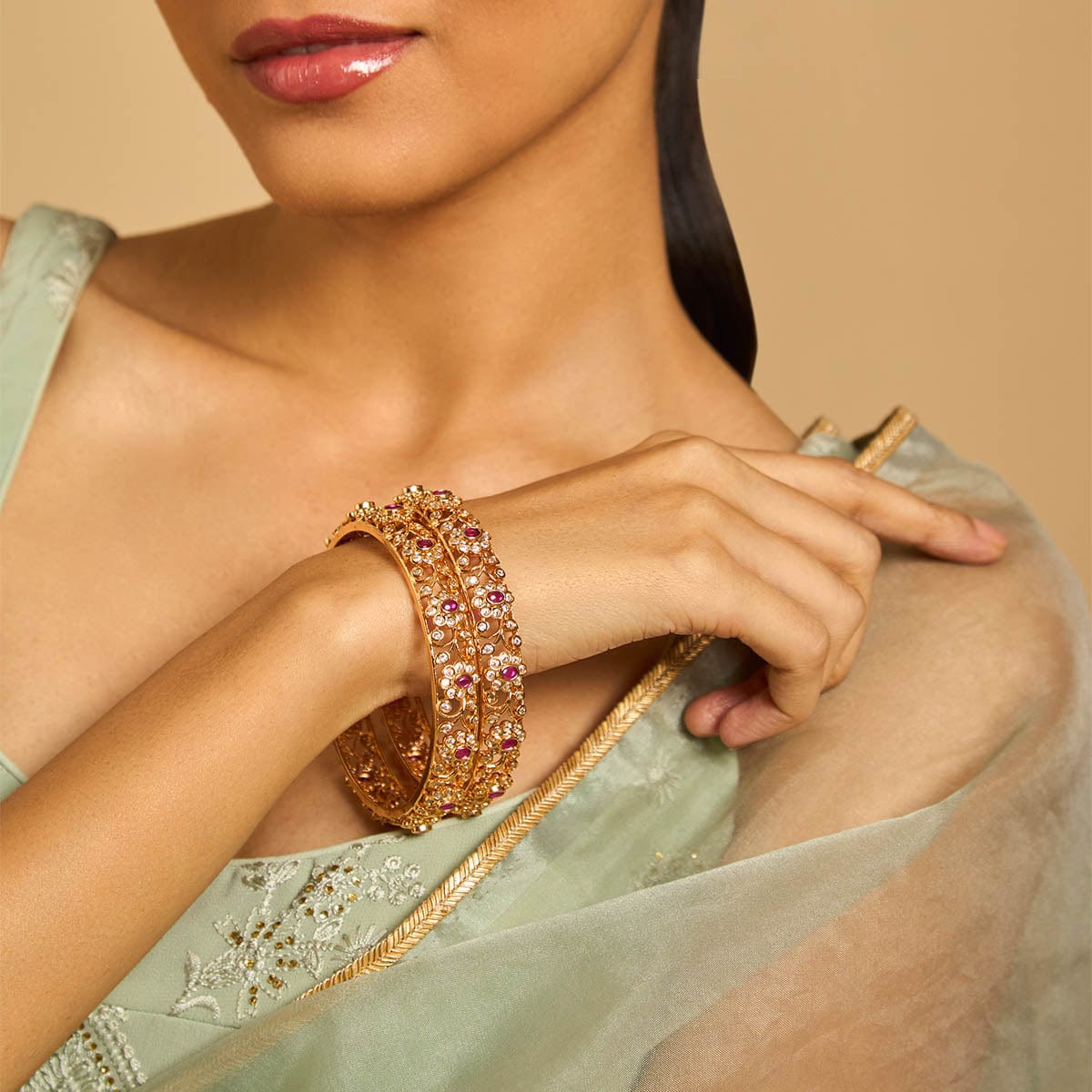 Zircon Bangle 172474 – Veeha Beauty
