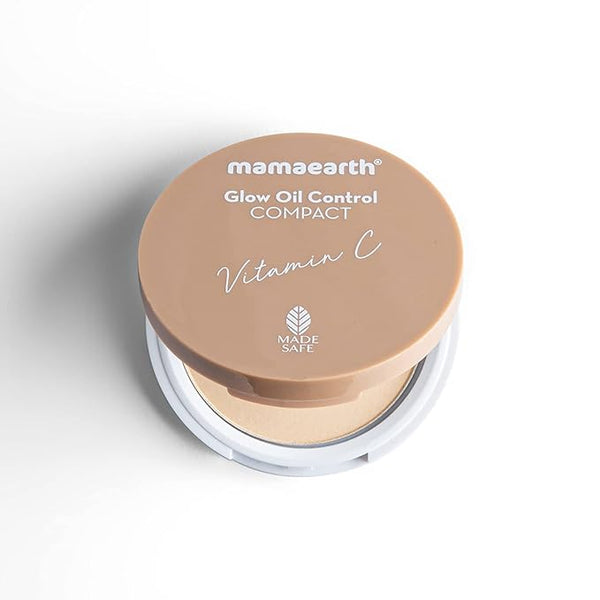 Mamaearth Glow Oil Control Compact Powder SPF 30 with Vitamin C & Turmeric for 2X Instant Glow - 9 g (Crème Glow)